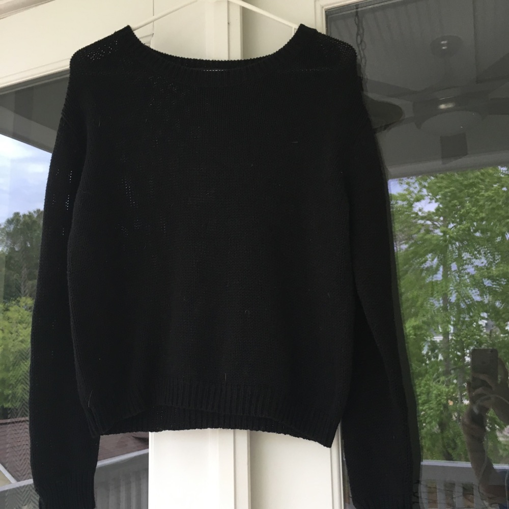 Black Cropped F21 Sweater